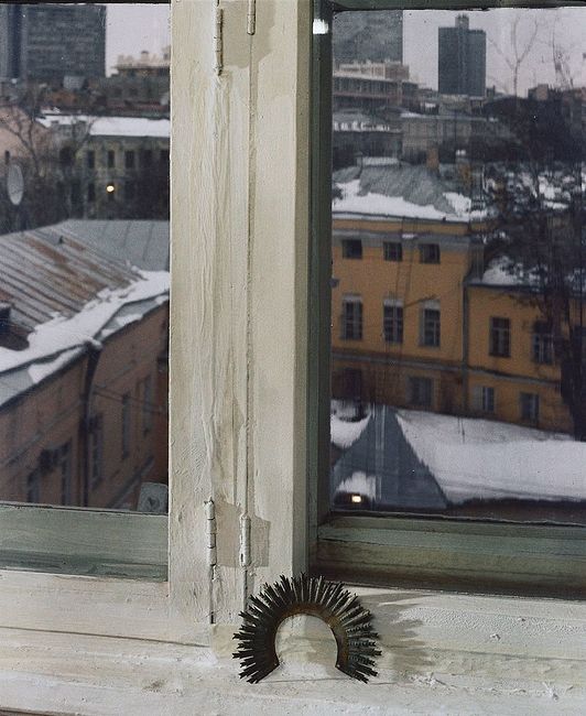 Nikolai Kulebyakin. Window. 2003